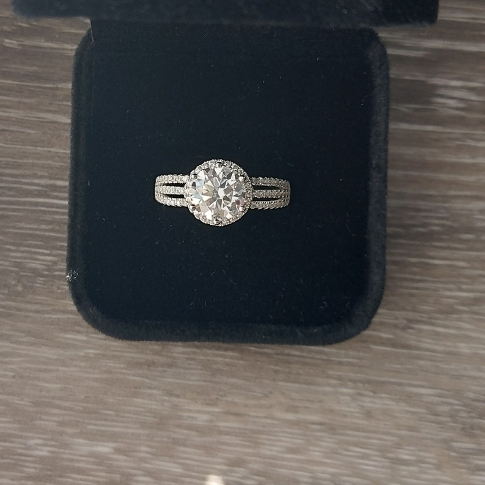 2 Carat Round Moissanite Platinum and Rhodium Plated 925 Silver Ring - Picture 4 of 14